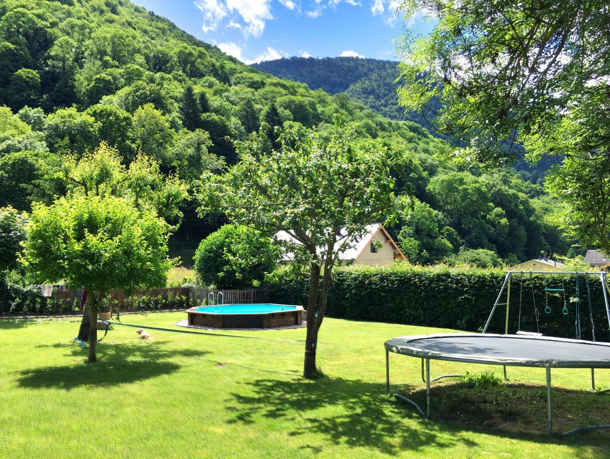 Bed and Breakfast Papilio Montauban-de-Luchon Zewnętrze zdjęcie